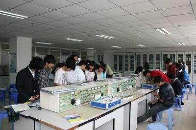 江西省于都科技學(xué)校2020年招生簡章